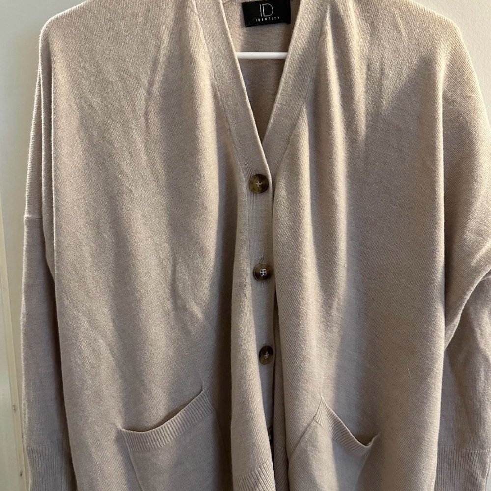 ID Women's Beige Cardigan Sweater